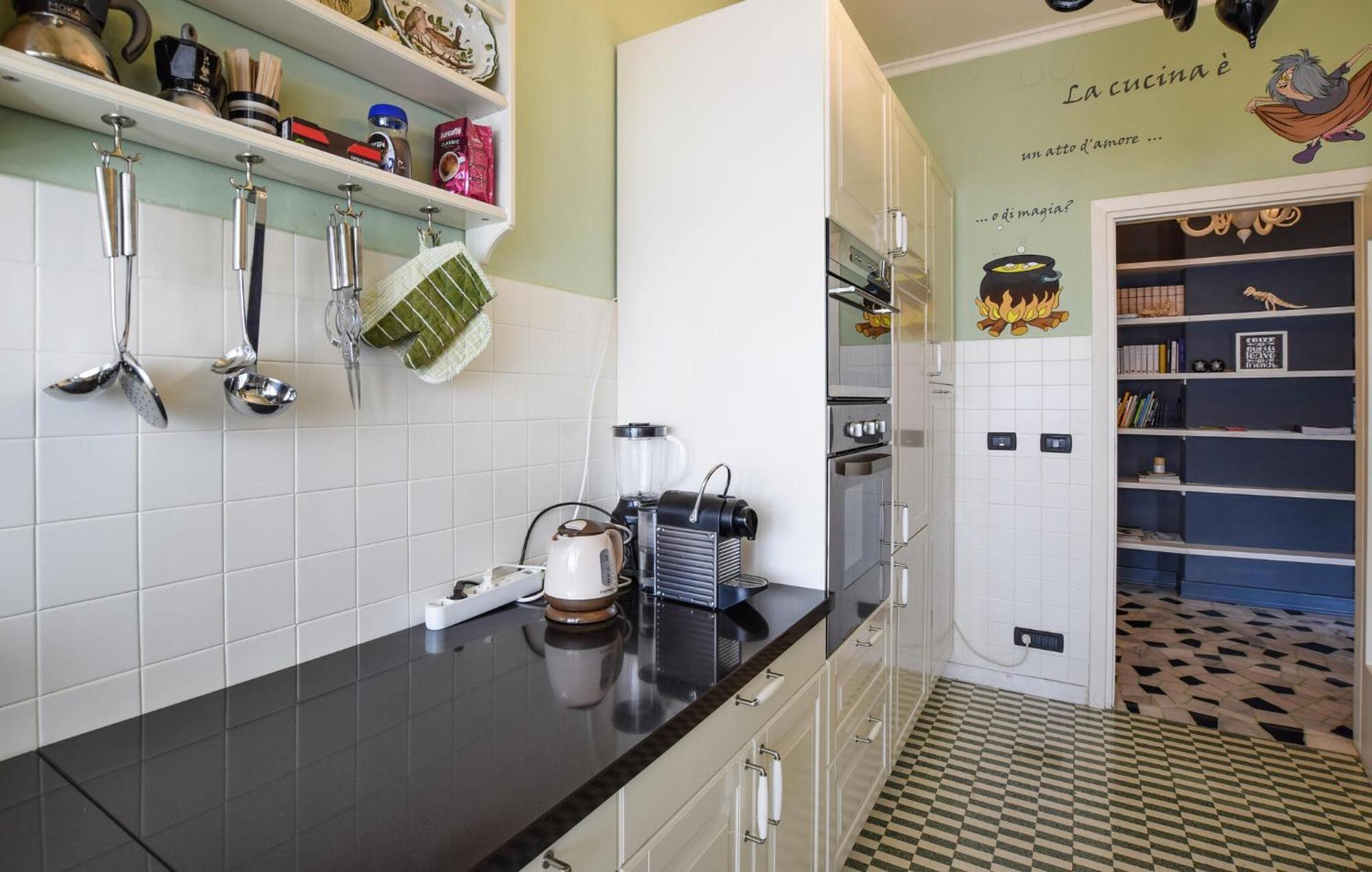 2 Bedroom Cozy Apartment In Gorizia Esterno foto